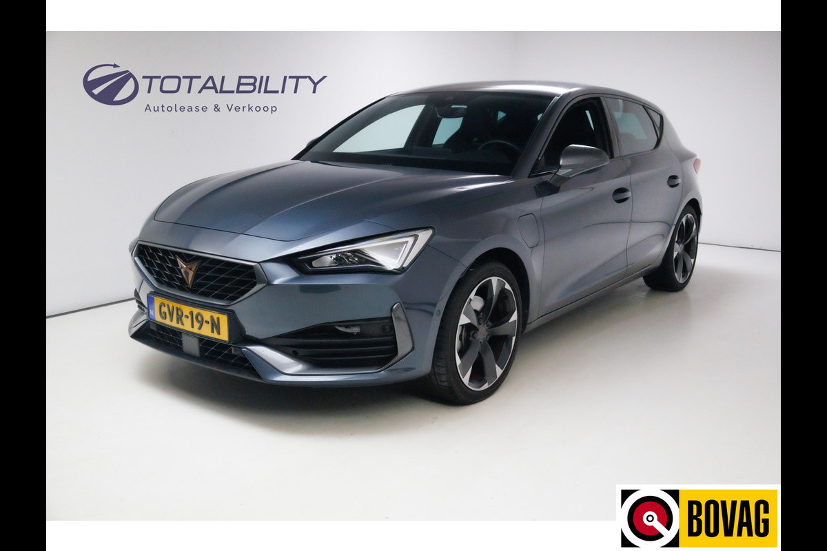 CUPRA Leon 1.4 e-Hybrid Business 204 PK Stoel- stuurverwarming, Travel assist, Navigatie, Camera, 18 inch, Adaptive cruise