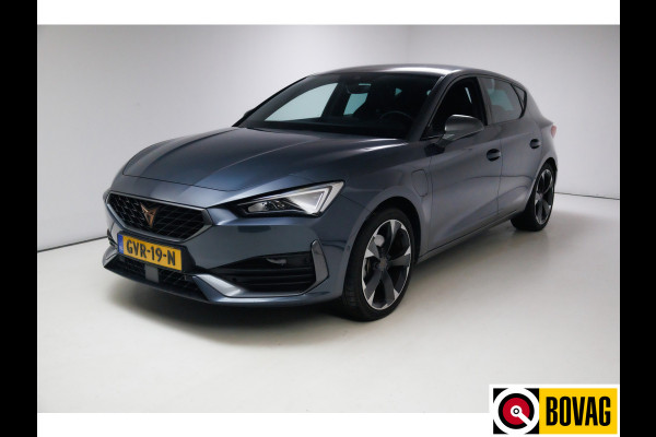 CUPRA Leon 1.4 e-Hybrid Business 204 PK Stoel- stuurverwarming, Travel assist, Navigatie, Camera, 18 inch, Adaptive cruise