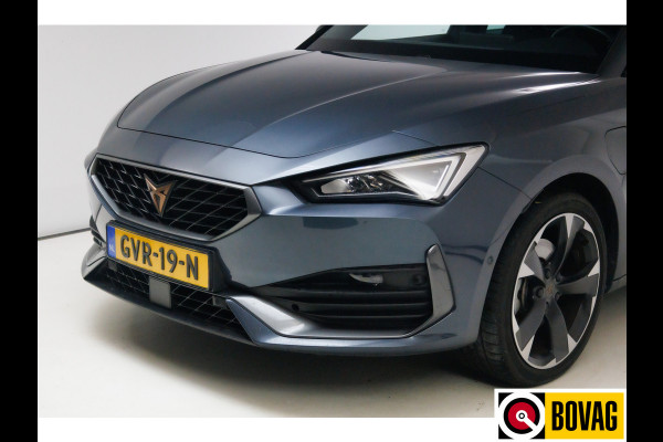 CUPRA Leon 1.4 e-Hybrid Business 204 PK Stoel- stuurverwarming, Travel assist, Navigatie, Camera, 18 inch, Adaptive cruise