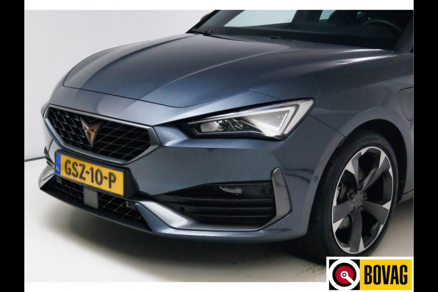 CUPRA Leon 1.4 e-Hybrid Business 204 PK Stoel- stuurverwarming, Travel assist, Navigatie, Camera, 18 inch, Adaptive cruise