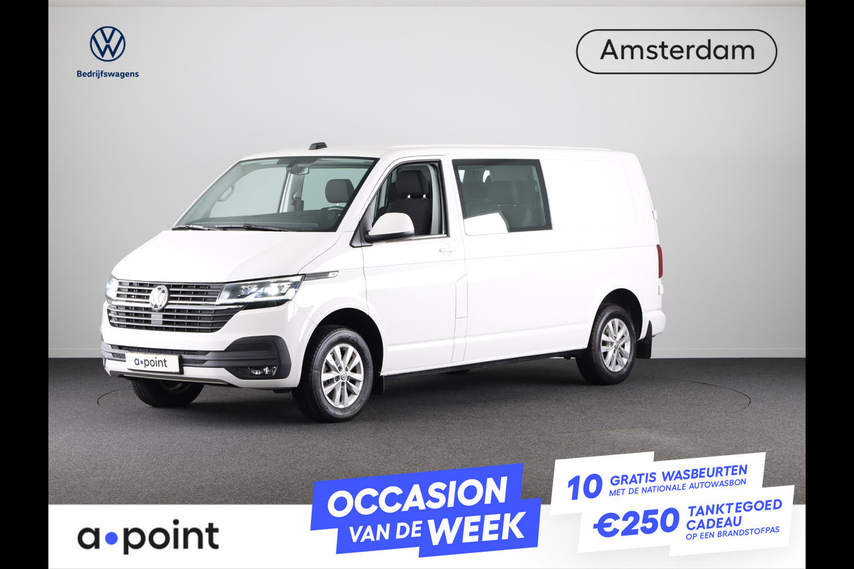 Volkswagen Transporter 2.0 TDI L2H1 30 Luxe DC Highline 150 pk Automaat (DSG) | Verlengde garantie | Navigatie via App | Trekhaak | Parkeersensoren achter | Achteruitrijcamera | Interieur voorverwarming |