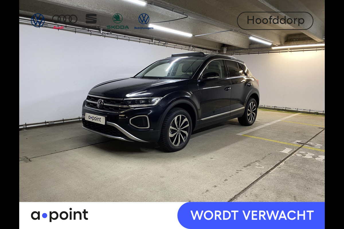 Volkswagen T-Roc 1.5 TSI Style 150 pk Automaat (DSG) | Navigatie | Panoramadak | Parkeersensoren (Park assist) | Achteruitrijcamera | Stoelverwarming |