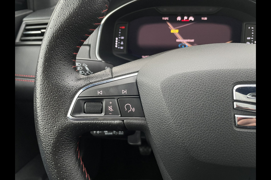 Seat Ibiza 1.0 TSI FR Business Intense | Virtual Cockpit | Pano | Trekhaak | LED | Camera