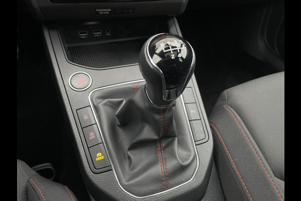 Seat Ibiza 1.0 TSI FR Business Intense | Virtual Cockpit | Pano | Trekhaak | LED | Camera