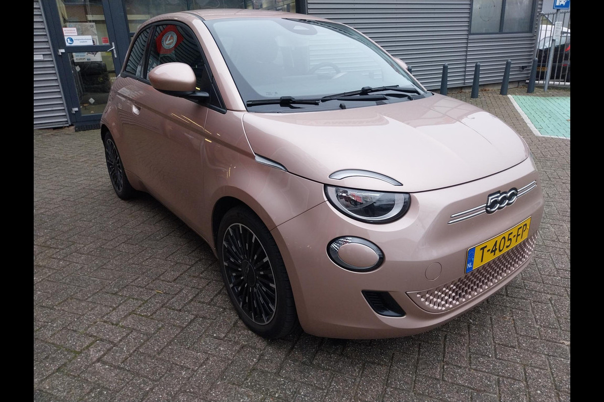 Fiat 500 e Icon 42 kWh