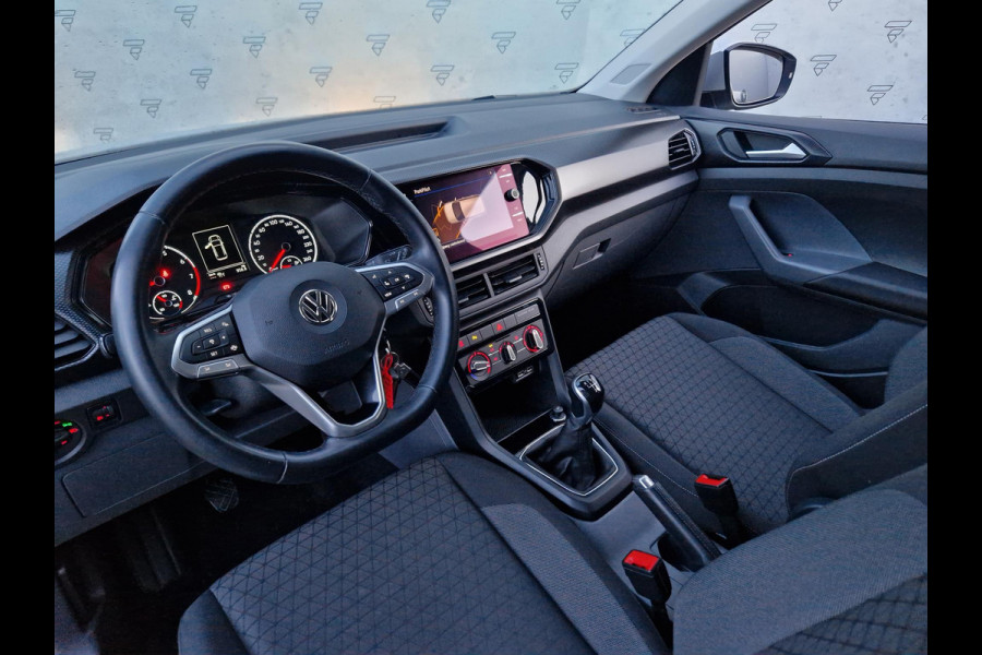 Volkswagen T-Cross 1.0 TSI Life | Trekhaak | BSD | PDC | Navi | ACC | DAB |