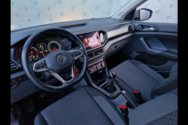 Volkswagen T-Cross 1.0 TSI Life | Trekhaak | BSD | PDC | Navi | ACC | DAB |