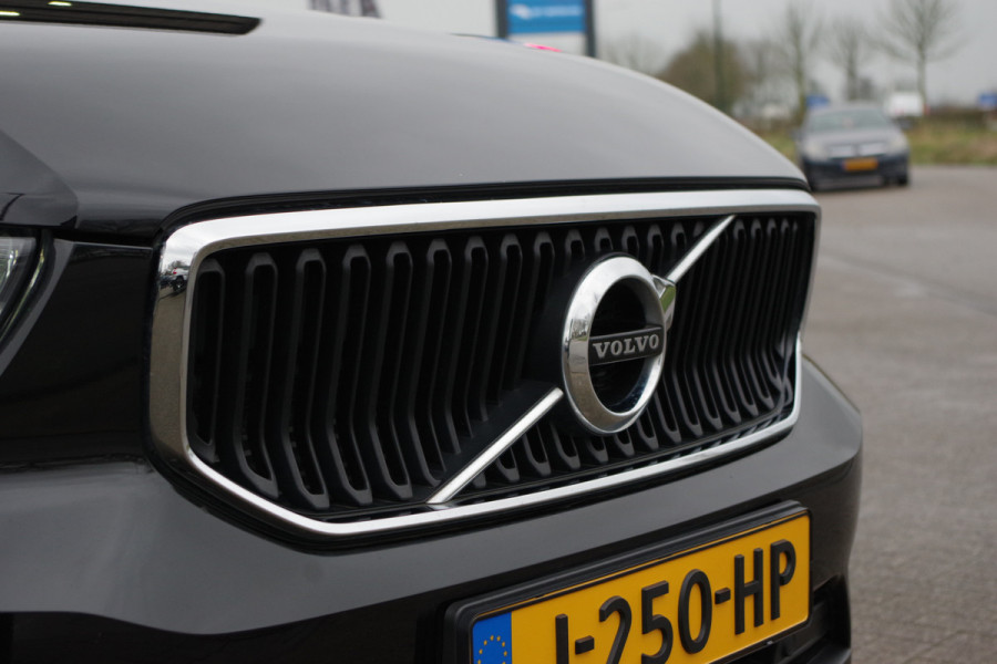 Volvo XC40 1.5 T5 262 PK Twin Engine Inscription, Panoramadak, 19" LM, Camera