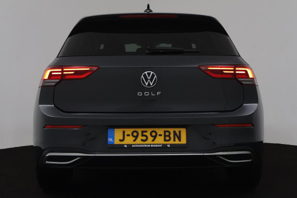 Volkswagen Golf 1.5 TSI Style (VIRTUAL, ELEKTRISCHE STOELEN, ADAPTIVE CRUISE, NAVIGATIE, PDC, NL-AUTO, GOED ONDERHOUDEN)