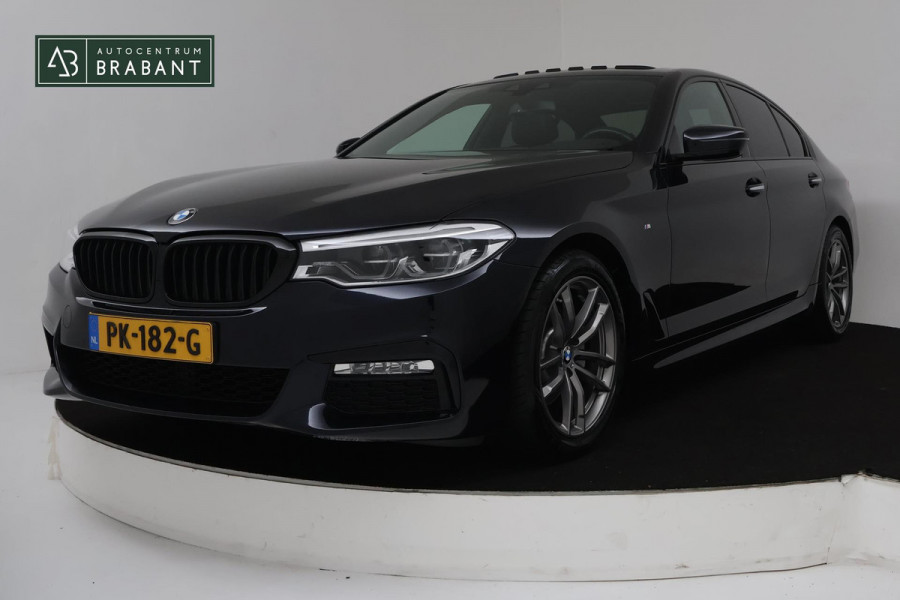 BMW 5 Serie 520i High Executive Automaat (PANORAMADAK, NAVIGATIE, PDC, STOELV, CLIMATE, CRUISE, NL-AUTO, GOED ONDERHOUDEN)