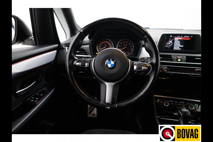 BMW 2 Serie Active Tourer 218i M- Sport Centennial Executive Alcantara, Led, Navigatie, PDC, Cruise control, Sportstuur