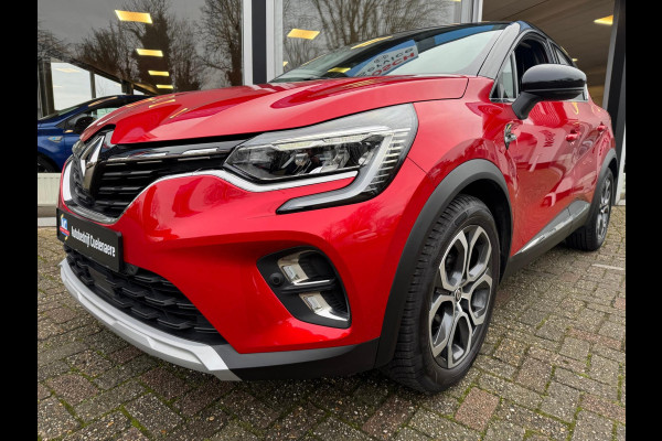 Renault Captur TCe 140 EDC Intens Trekhaak / LM 18'' / P-sensoren & camera / Apple & Android auto