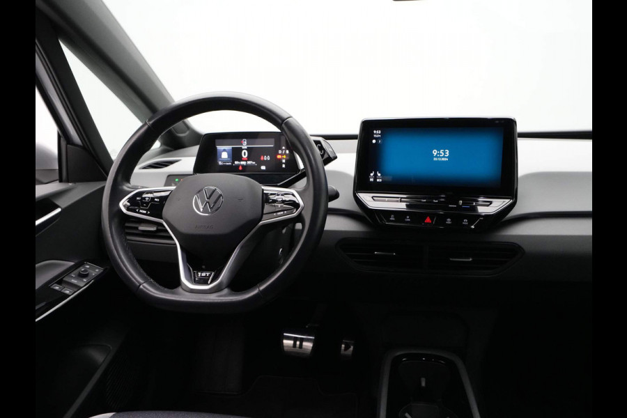 Volkswagen ID.3 First Plus 58 kWh Navigatie iQ Light Camera Acc 213