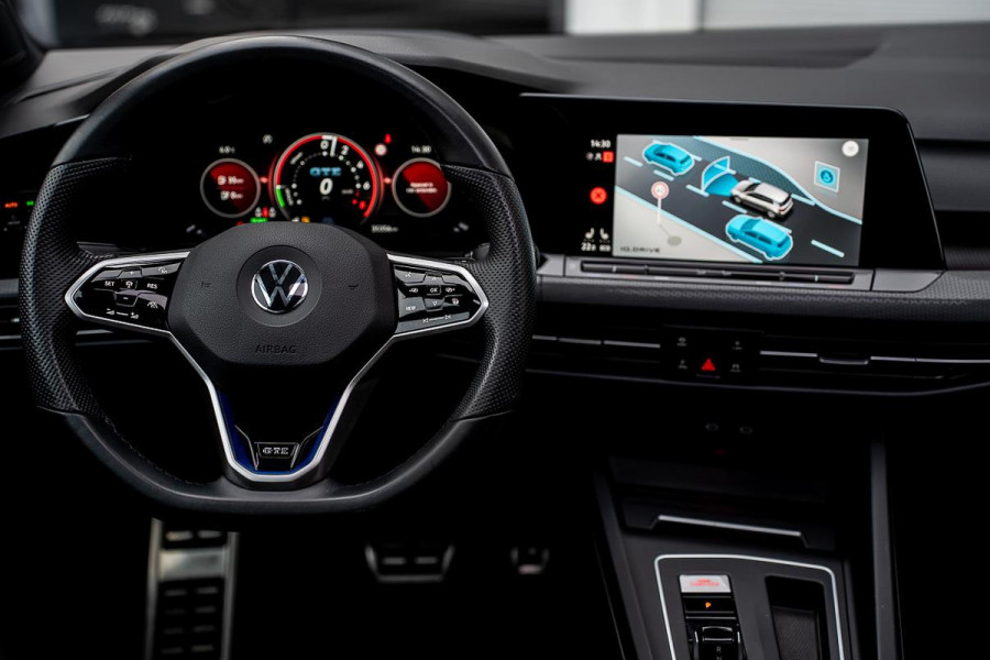 Volkswagen Golf 1.4 eHybrid GTE Pano/Matrix/Camera