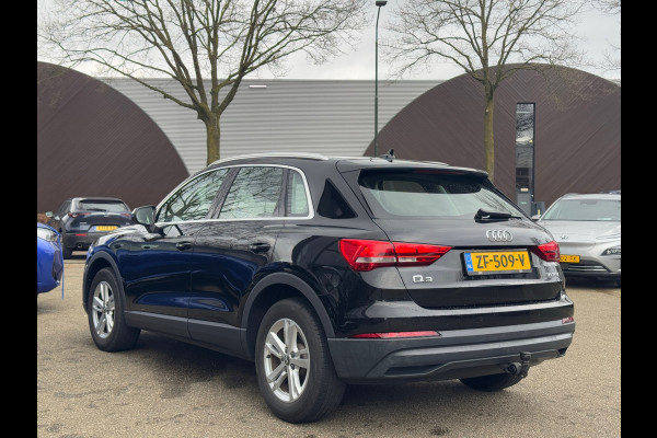 Audi Q3 35 TFSI Pro Line VAN 30.900 VOOR 28.440 EINDEJAARSVOORDEEL 2.460,- | ORIG. NL. NAP KM. | 1E EIGENAAR | TREKHAAK