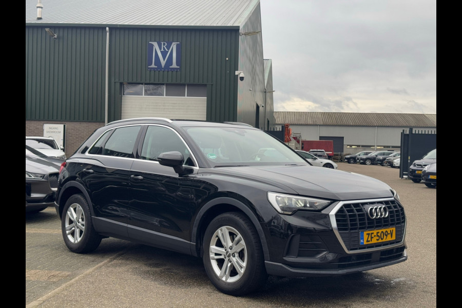 Audi Q3 35 TFSI Pro Line VAN 30.900 VOOR 28.440 EINDEJAARSVOORDEEL 2.460,- | ORIG. NL. NAP KM. | 1E EIGENAAR | TREKHAAK