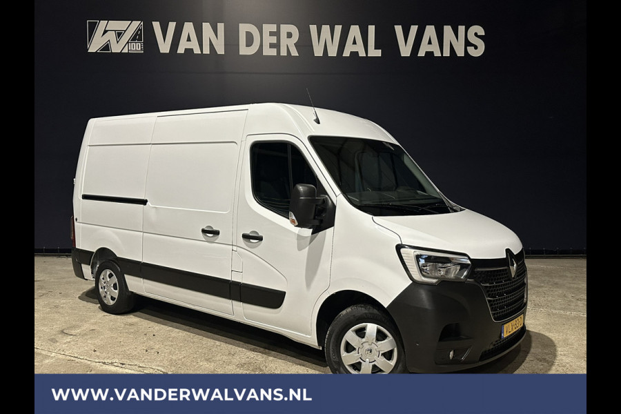 Renault Master 2.3 dCi 136pk L2H2 Euro6 Airco | Navigatie | Camera | 2500kg Trekhaak cruisecontrol, parkeersensoren, LED, bijrijdersbank