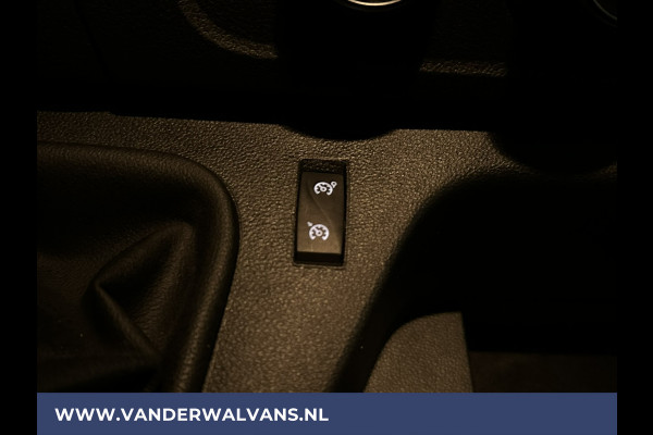 Renault Master 2.3 dCi 136pk L2H2 Euro6 Airco | Navigatie | Camera | 2500kg Trekhaak cruisecontrol, parkeersensoren, LED, bijrijdersbank