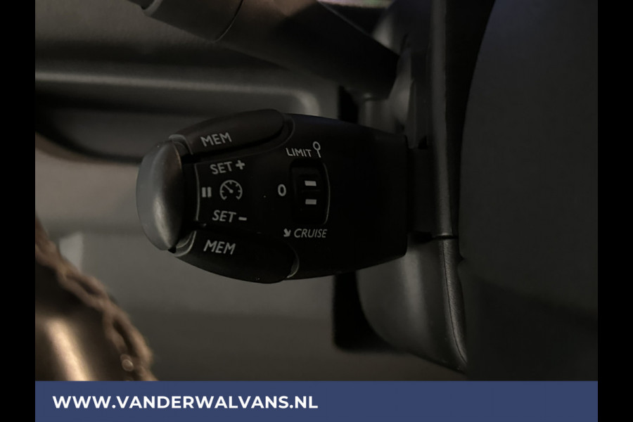 Opel Vivaro Opel Vivaro 2.0CDTI 123pk L3H1 XL Euro6 Airco | Camera | Navigatie | Apple Carplay Cruisecontrol, LM velgen, Bijrijdersbank, Android Auto, 2500kg trekhaak