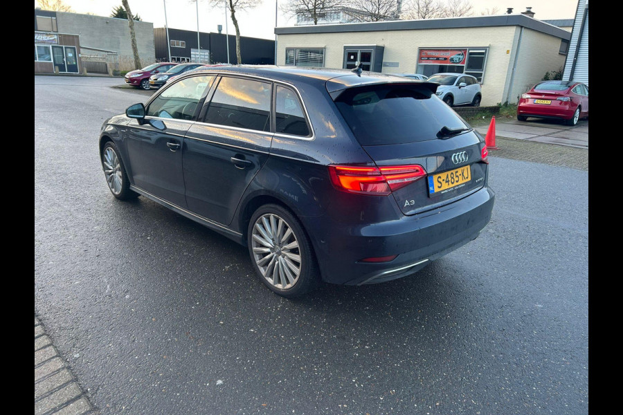 Audi A3 Sportback 1.4 e-tron*PANO*LEDER*MASSAGE*B&O*KEYLESS*18INCH*