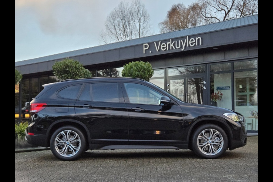 BMW X1 XDRIVE25E EXEC. ED. I SPORTSTOELEN I PANORAMA I CAMERA I TREKHAA