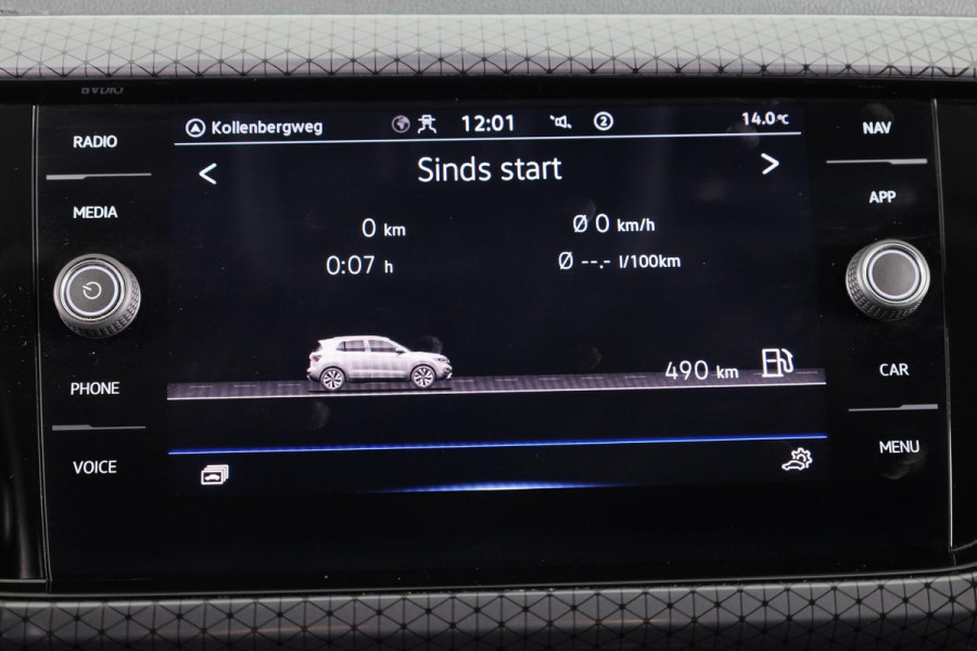 Volkswagen T-Cross 1.0 TSI Style 115 pk Automaat (DSG) | Navigatie | Parkeersensoren | Achteruitrijcamera | Adaptieve cruise control | Stoelverwarming | Digitaal instrumentenpaneel |