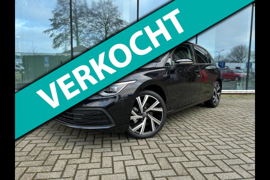 Volkswagen Golf 1.5 eTSI Style - Automaat - Virt.Cockpit - Navi groot - Camera - Parkeerhulp