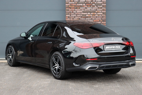 Mercedes-Benz E-Klasse 220 d AMG Line Aut9 | Distronic Pro | Verwarmd Stuurwiel | Camera | Sfeerverlichting | Nightpakket | Keyless Go | High Perf. LED |