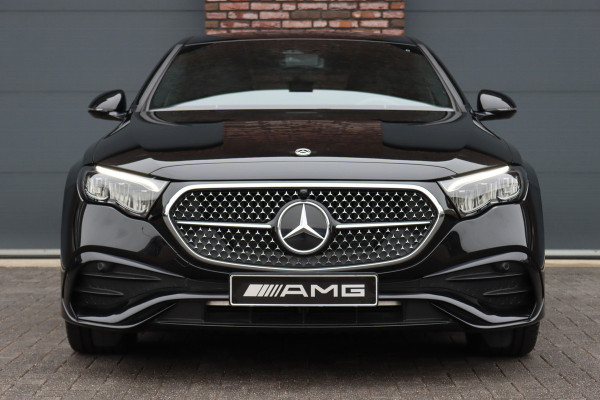 Mercedes-Benz E-Klasse 220 d AMG Line Aut9 | Distronic Pro | Verwarmd Stuurwiel | Camera | Sfeerverlichting | Nightpakket | Keyless Go | High Perf. LED |