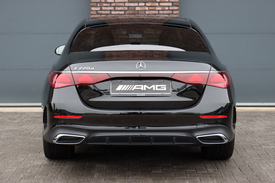 Mercedes-Benz E-Klasse 220 d AMG Line Aut9 | Distronic Pro | Verwarmd Stuurwiel | Camera | Sfeerverlichting | Nightpakket | Keyless Go | High Perf. LED |