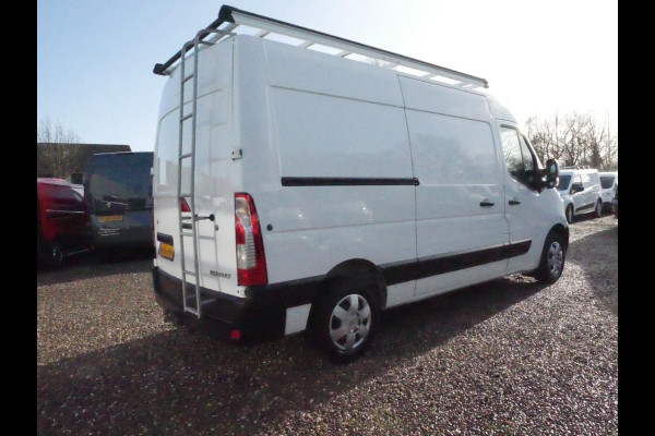 Renault Master 2.3 dCi 145PK. L2H2, Airco, 2 x Schuifdeur