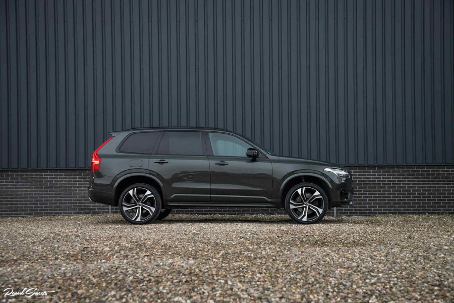 Volvo XC90 2.0 T8 Recharge AWD R-Design | Luchtvering | Massage | Trekhaak | 22"