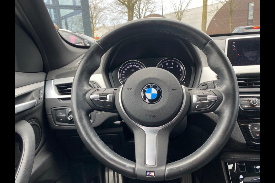 BMW X1 XDrive25e M SPORT VAN 34.900 VOOR 31.330 EINDEJAARSVOORDEEL 3.570,- | LEDER | NETTE AUTO