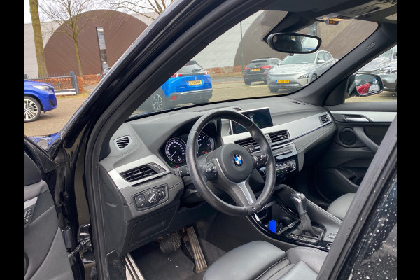 BMW X1 XDrive25e M SPORT VAN 34.900 VOOR 31.330 EINDEJAARSVOORDEEL 3.570,- | LEDER | NETTE AUTO