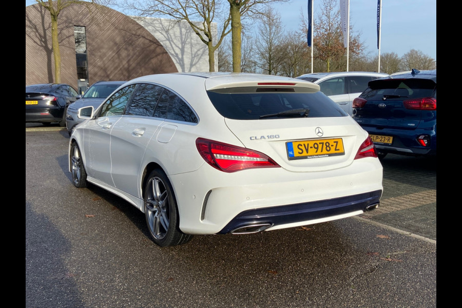 Mercedes-Benz CLA-Klasse Shooting Brake 180 AMG LINE VAN 22.900 VOOR 20.877 EINDEJAARSVOORDEEL 2.023,- | ORIG. NL. NAP KM.