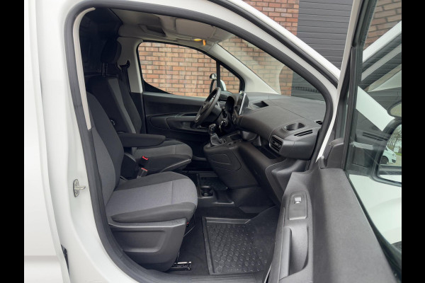 Opel Combo 1.6D L2H1 Edition / 100 PK / Navigatie / Cruise Control / Parkeersensoren / 1e Eigenaar / NED-Combo