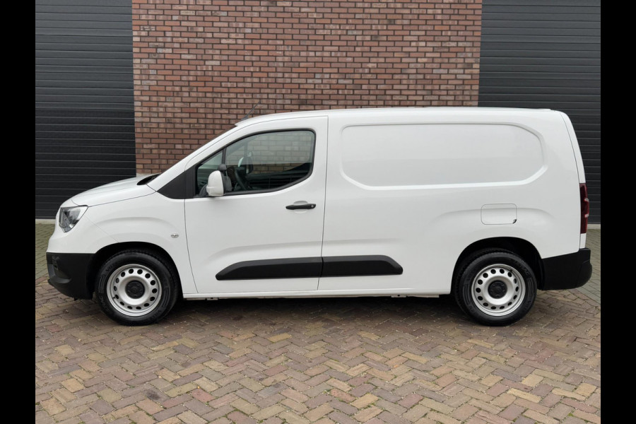 Opel Combo 1.6D L2H1 Edition / 100 PK / Navigatie / Cruise Control / Parkeersensoren / 1e Eigenaar / NED-Combo