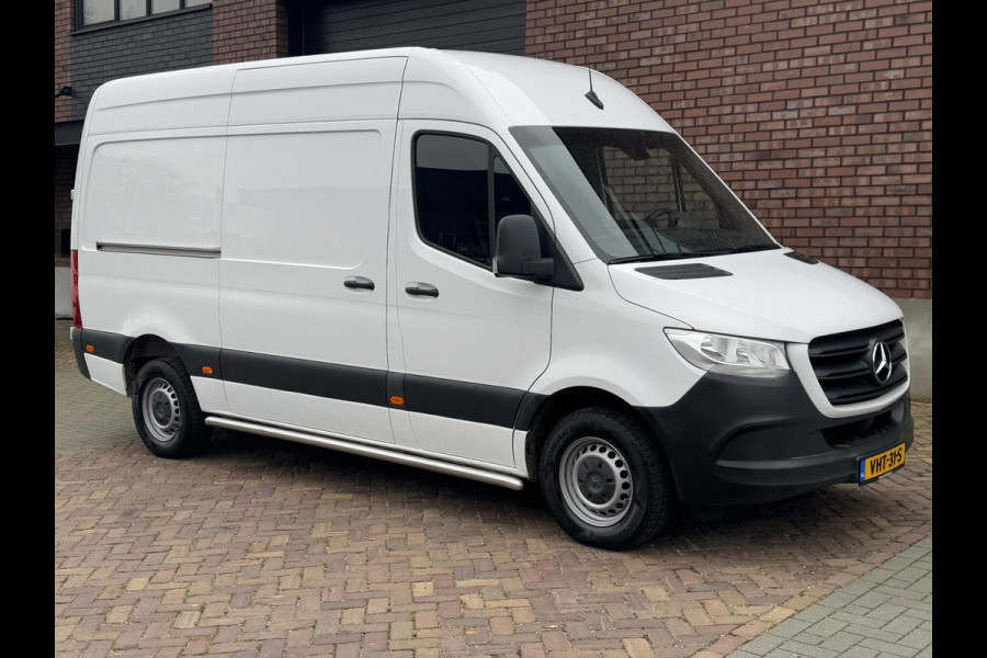 Mercedes-Benz Sprinter 316 2.2 CDI L2H2 / 163 PK / 3500 KG Trekgewicht / Navi By App / Camera / Climate Control / Cruise Control