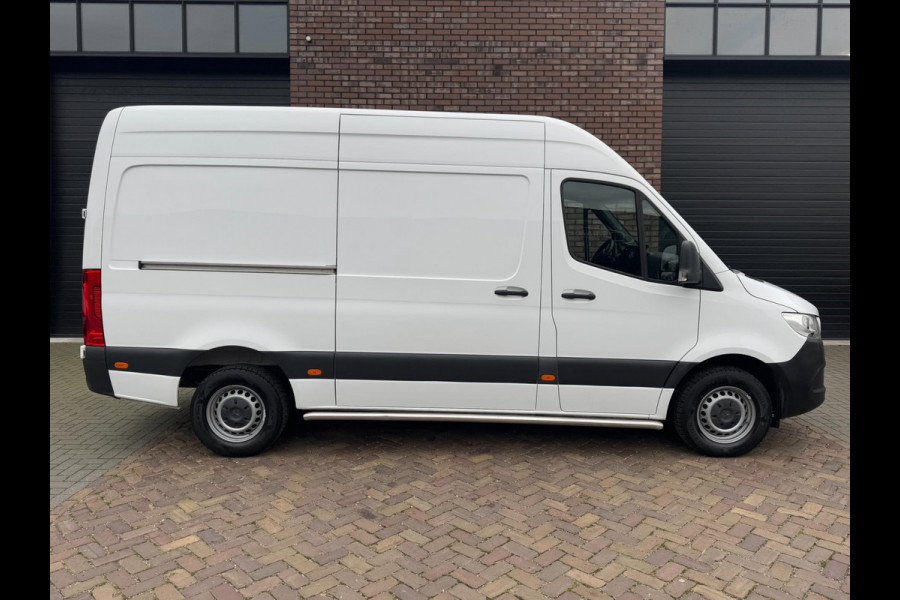 Mercedes-Benz Sprinter 316 2.2 CDI L2H2 / 163 PK / 3500 KG Trekgewicht / Navi By App / Camera / Climate Control / Cruise Control