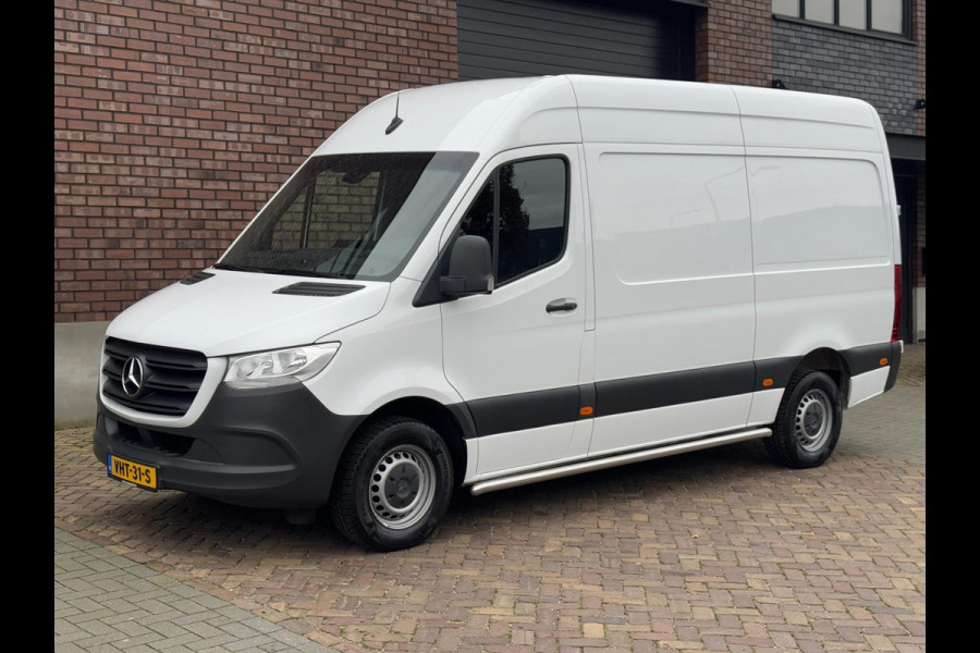 Mercedes-Benz Sprinter 316 2.2 CDI L2H2 / 163 PK / 3500 KG Trekgewicht / Navi By App / Camera / Climate Control / Cruise Control