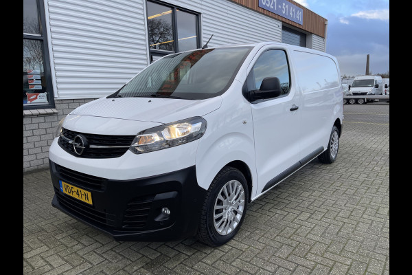 Opel Vivaro 2.0 CDTI 122pk L2H1 Edition / vaste prijs rijklaar € 13.950 ex btw / lease vanaf € 256 / airco / cruise / navi / camera / trekhaak / pdc voor en achter / euro 6 diesel !