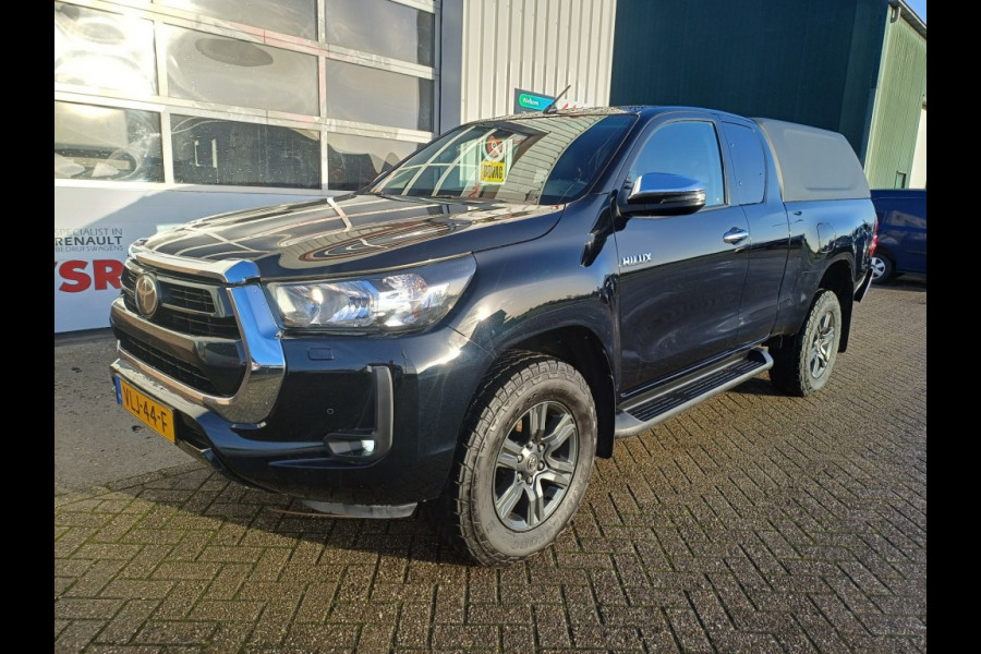 Toyota Hilux 2,4 D-4D Xtra Cab Proffesional 4Wd Automaat Navi Clima 3500 trek