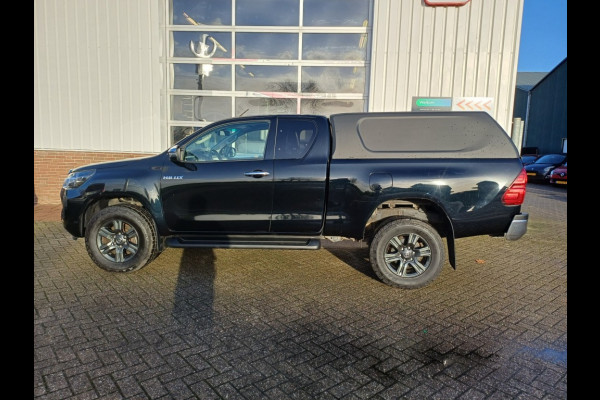 Toyota Hilux 2,4 D-4D Xtra Cab Proffesional 4Wd Automaat Navi Clima 3500 trek