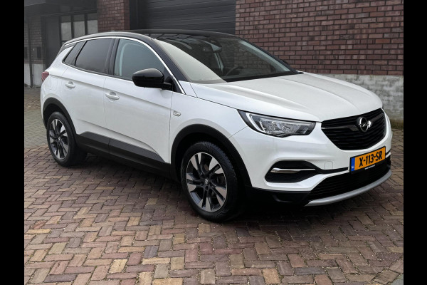 Opel Grandland X 1.2 Turbo Innovation / 130 PK / Navi + Camera / Elek-Achterklep / Climate Control / PDC voor + Achter