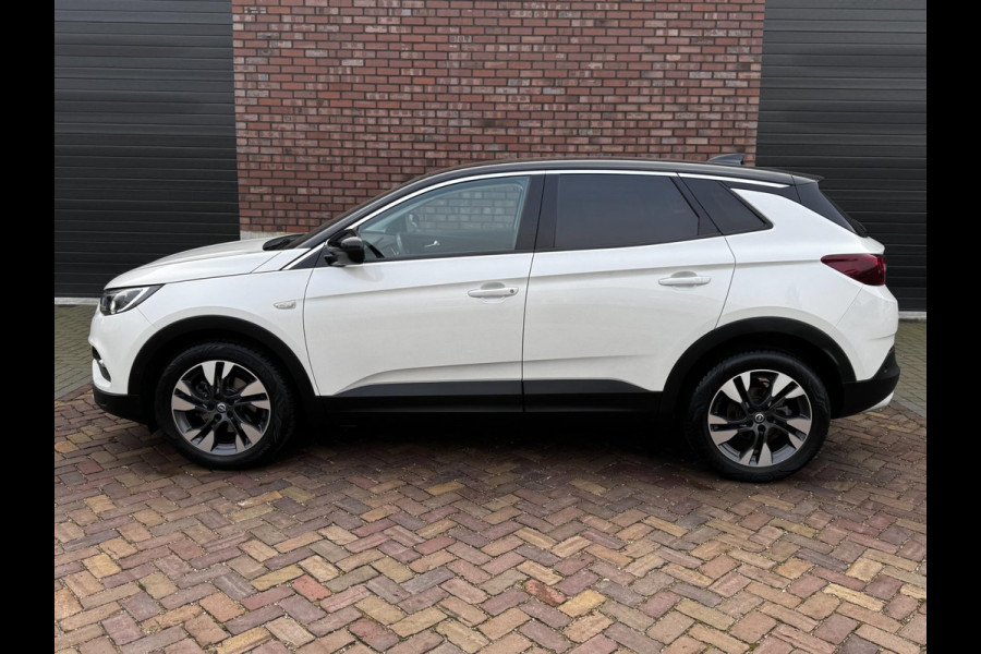 Opel Grandland X 1.2 Turbo Innovation / 130 PK / Navi + Camera / Elek-Achterklep / Climate Control / PDC voor + Achter