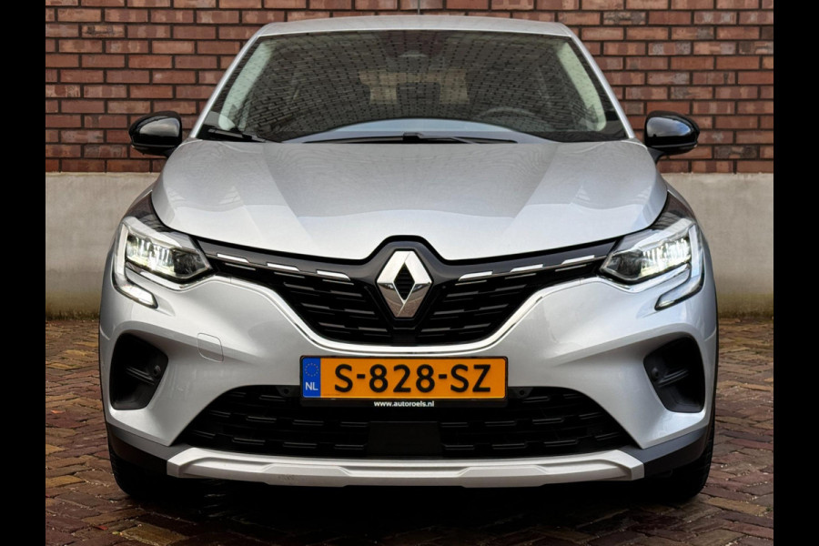 Renault Captur 1.3 TCe / 140 PK / Automaat / Trekhaak / Navigatie + Camera / PDC voor + Achter