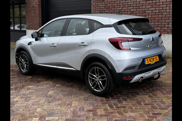 Renault Captur 1.3 TCe / 140 PK / Automaat / Trekhaak / Navigatie + Camera / PDC voor + Achter