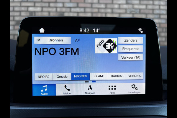 Ford FOCUS Wagon 1.0 EcoBoost / Panoramadak / Navigatie + Camera / Stoel + Stuurverwarming / Apple Carplay & Android Auto