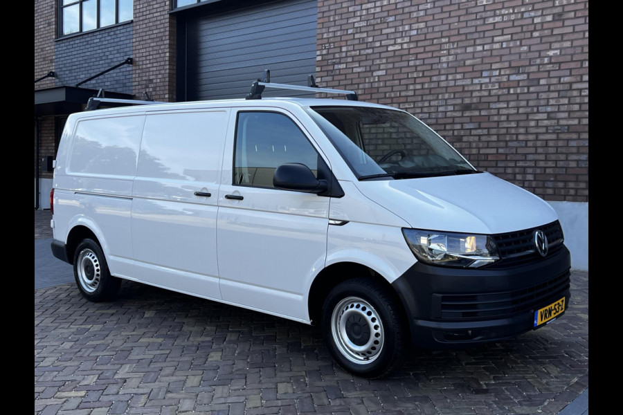 Volkswagen Transporter 2.0 TDI L2H1 / 102 PK / Airco / 3 Pers. / Bij 100.998 KM Beurt gehad + Remmen vervangen