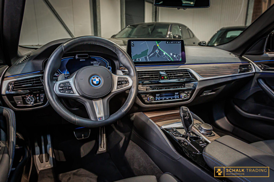 BMW 530e Touring Fis€70.000 Msport Pano Camera HUD Laser Acc